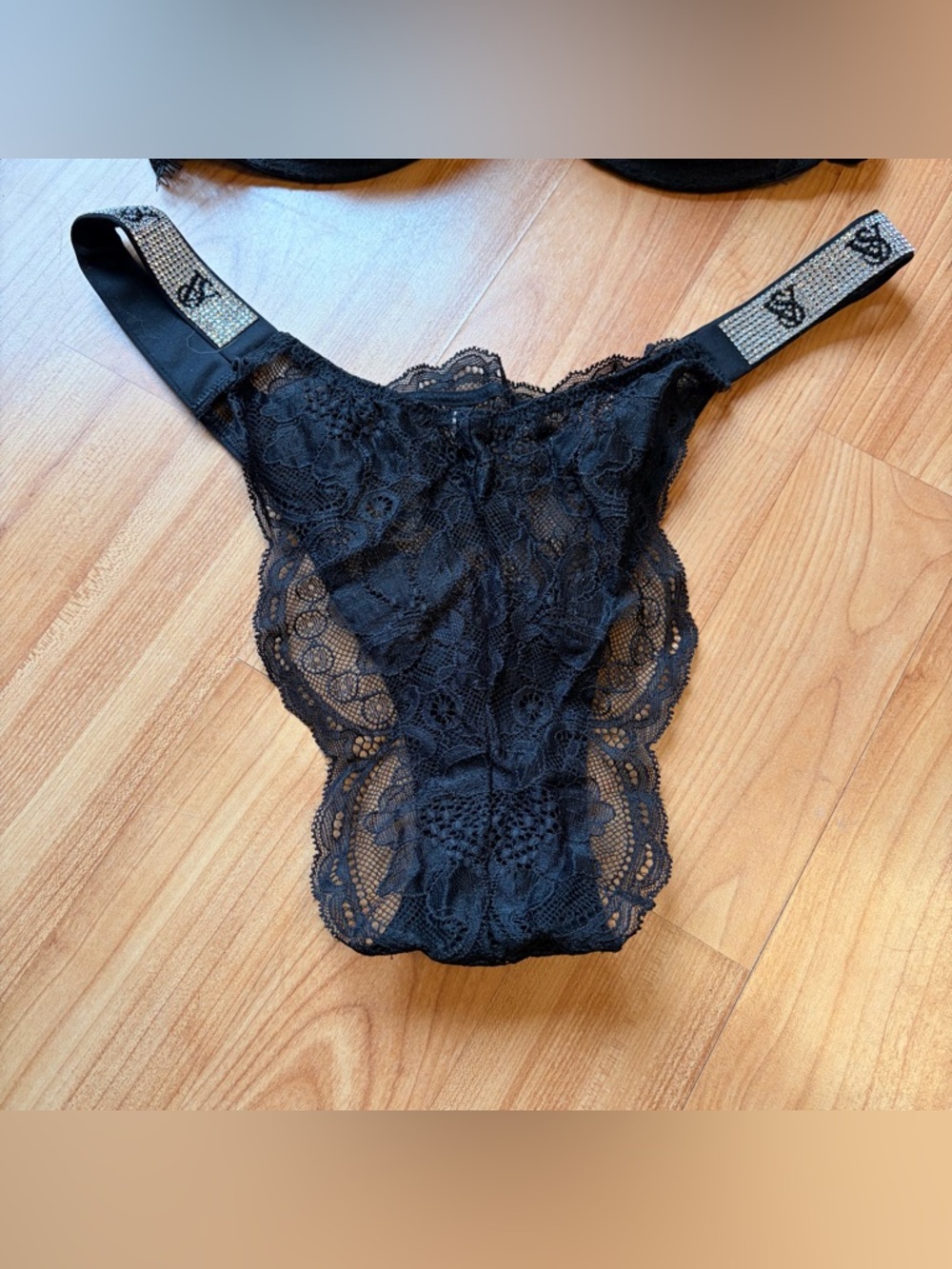 Victoria secret sparkling tanga 🖤